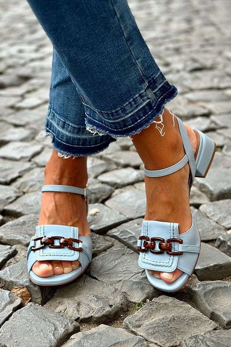 Helena · Sandalias azules con detalle frontal – Silvia Morel