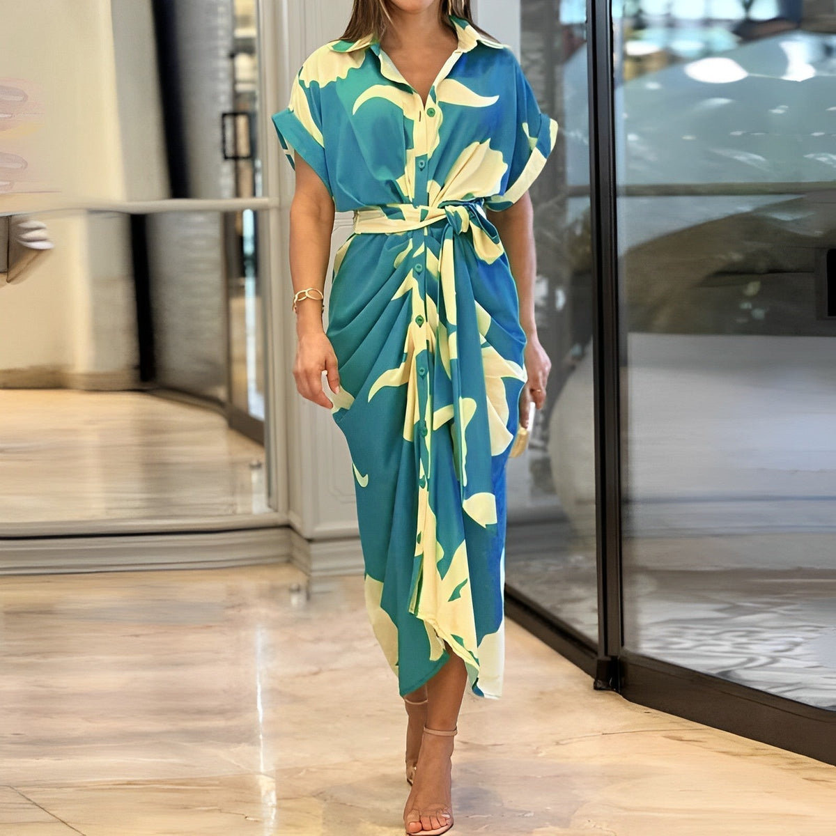 Toscana · Vestido floral con lazo en la cintura – Silvia Morel