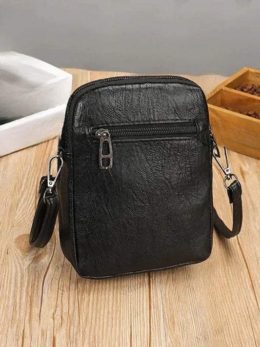 Fiorella · Bolso bandolera vintage con tachuelas – Silvia Morel