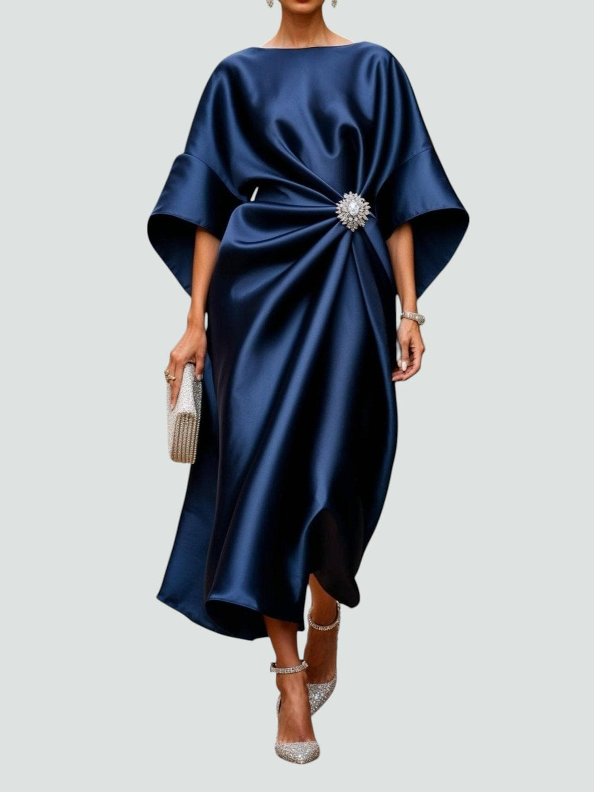 Sara · Vestido largo satinado drapeado – Silvia Morel