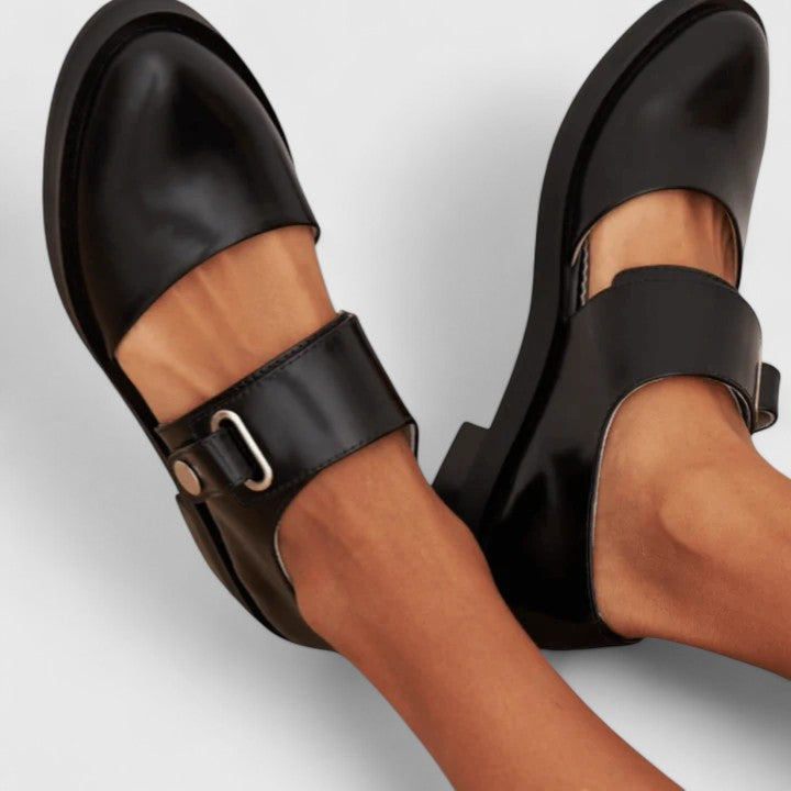Ximena · Zapatos retro con hebilla – Silvia Morel
