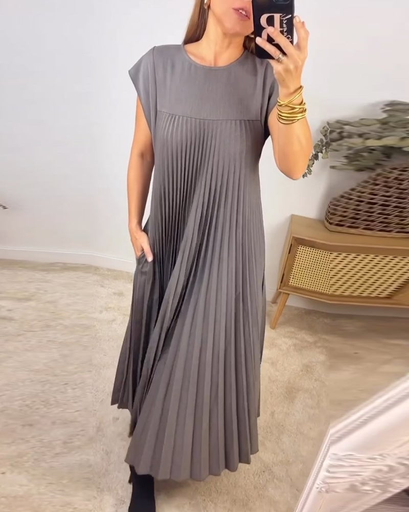 Ximena Plisada · Vestido plisado que estiliza – Silvia Morel