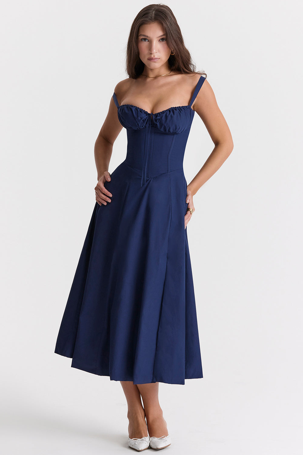 Amaia · Vestido midi de tirantes finos – Silvia Morel