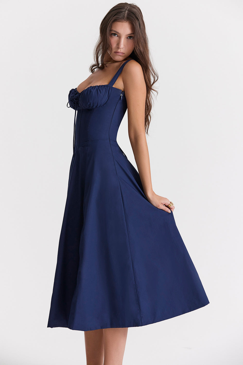Amaia · Vestido midi de tirantes finos – Silvia Morel