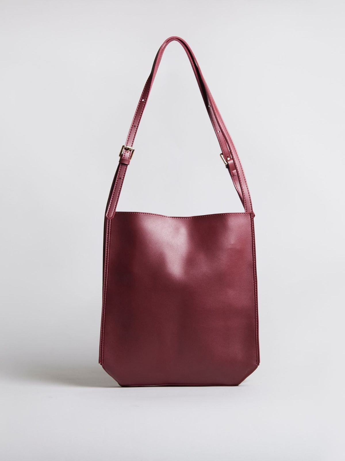 Ivette · Bolso de hombro minimalista – Silvia Morel