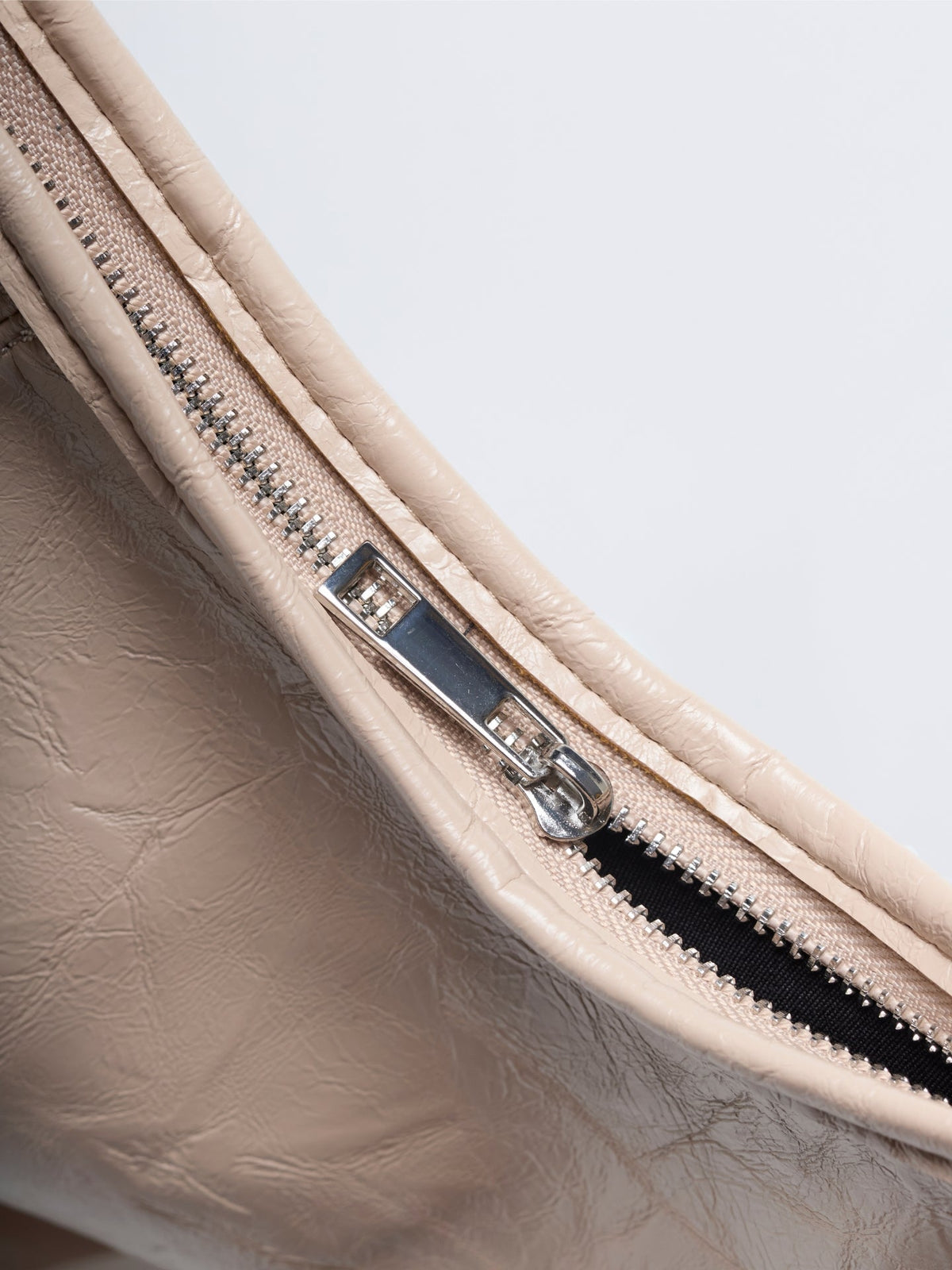 Born · Bolso tote de piel vegana envejecida – Silvia Morel