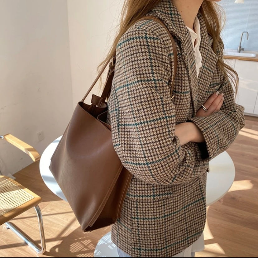 Montjuïc · Bolso de mano elegante – Silvia Morel