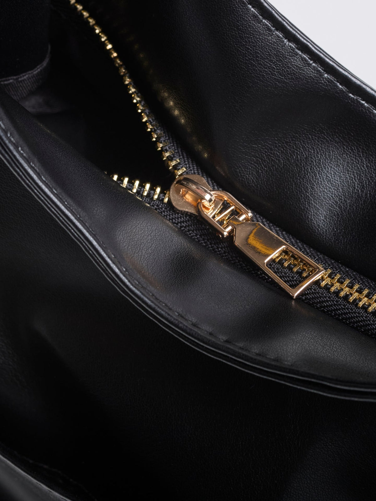Mónica · Bolso de diario de piel vegana – Silvia Morel