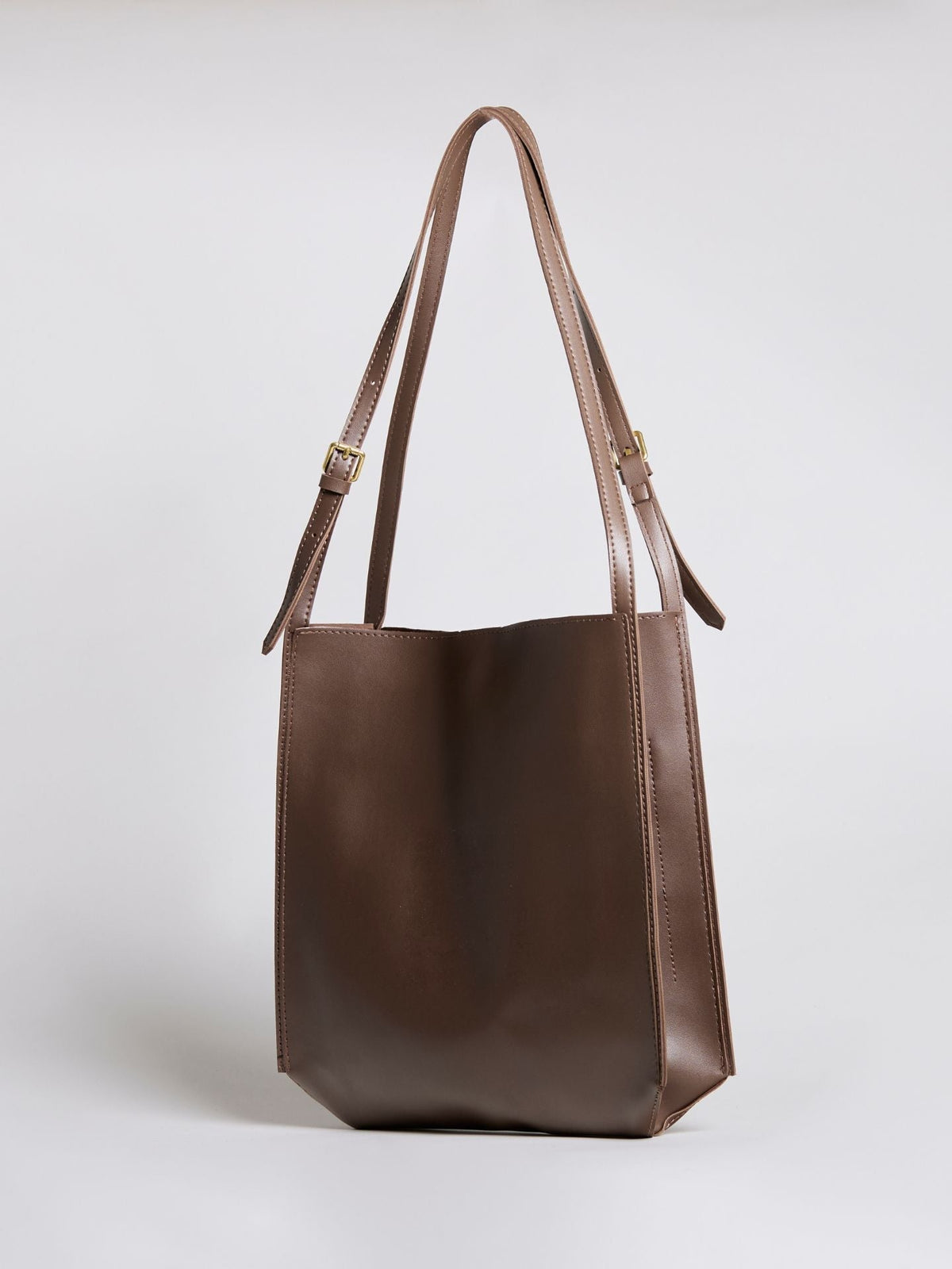 Ivette · Bolso de hombro minimalista – Silvia Morel