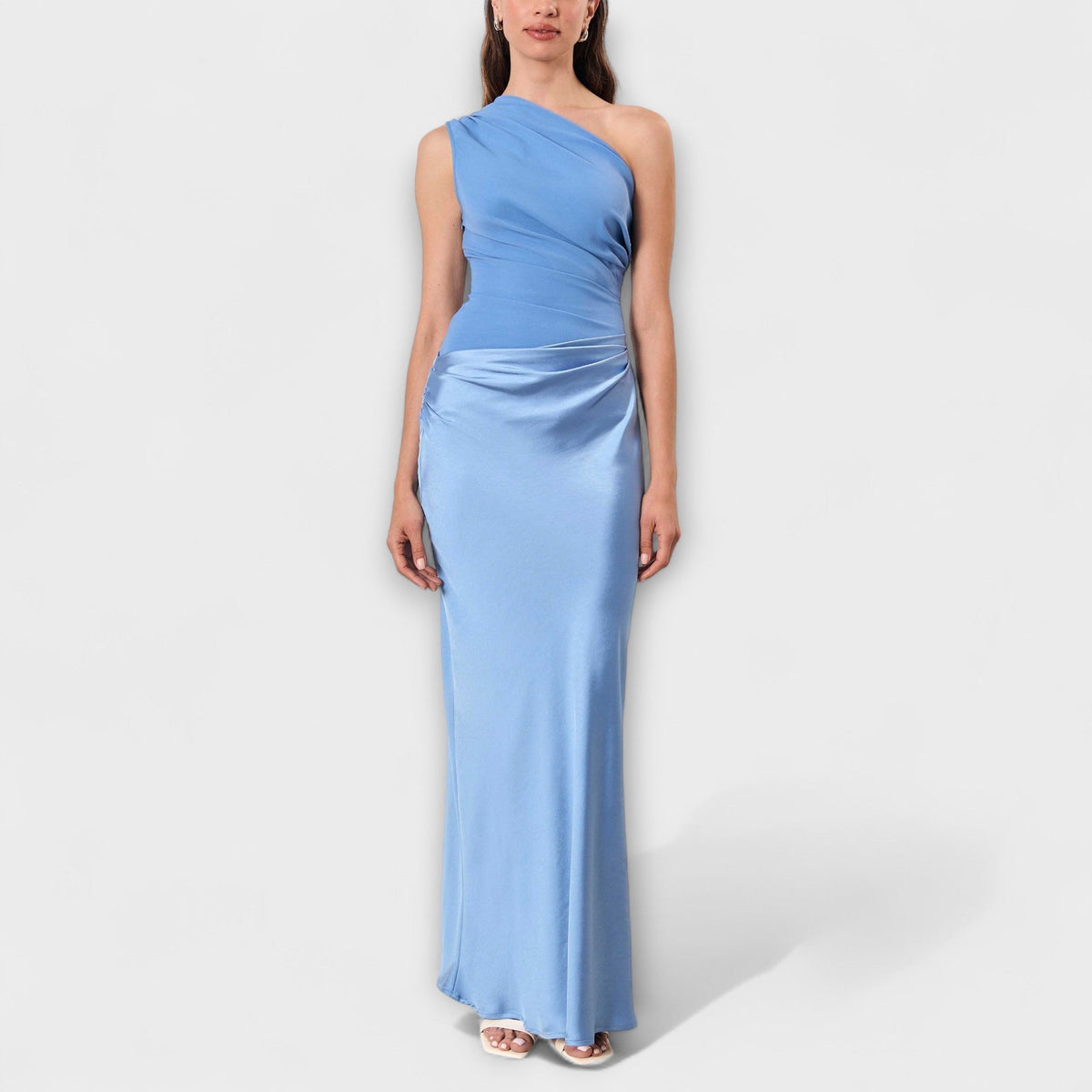 Marina · Vestido largo de un hombro plisado – Silvia Morel