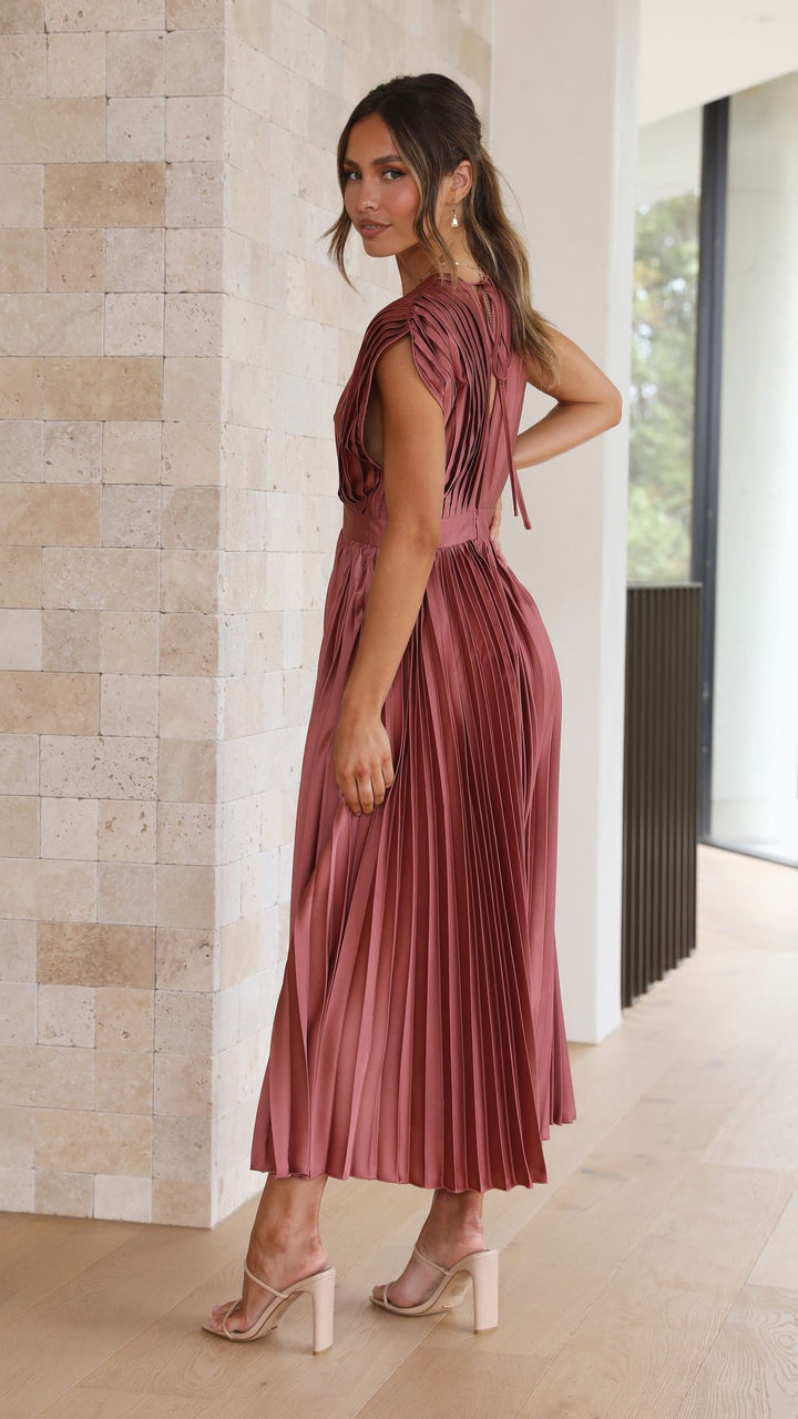 Abril · Vestido midi entallado de ocasión – Silvia Morel