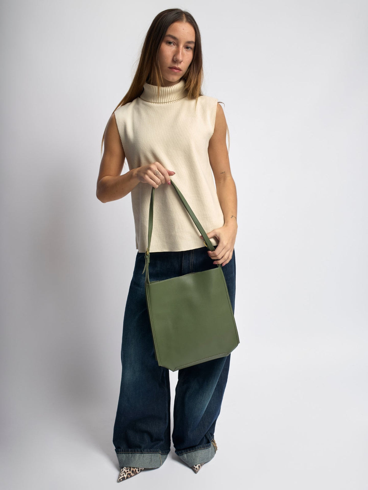 Ivette · Bolso de hombro minimalista – Silvia Morel