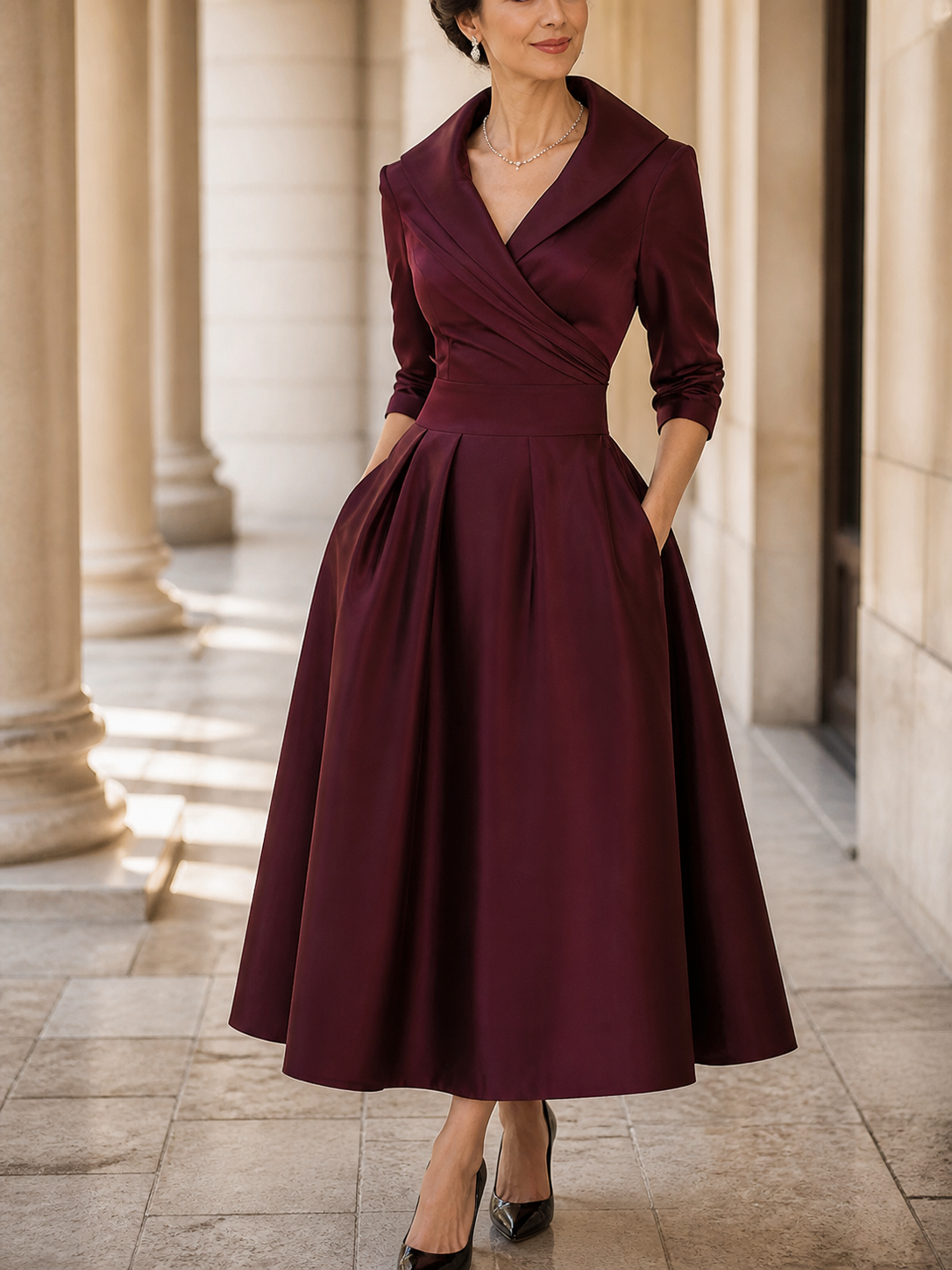 Satina · Vestido midi satinado con escote cruzado – Silvia Morel