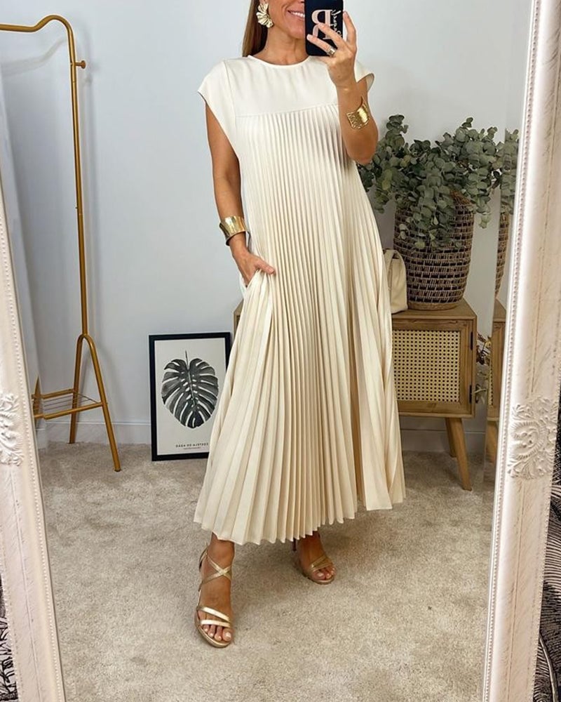 Ximena Plisada · Vestido plisado que estiliza – Silvia Morel