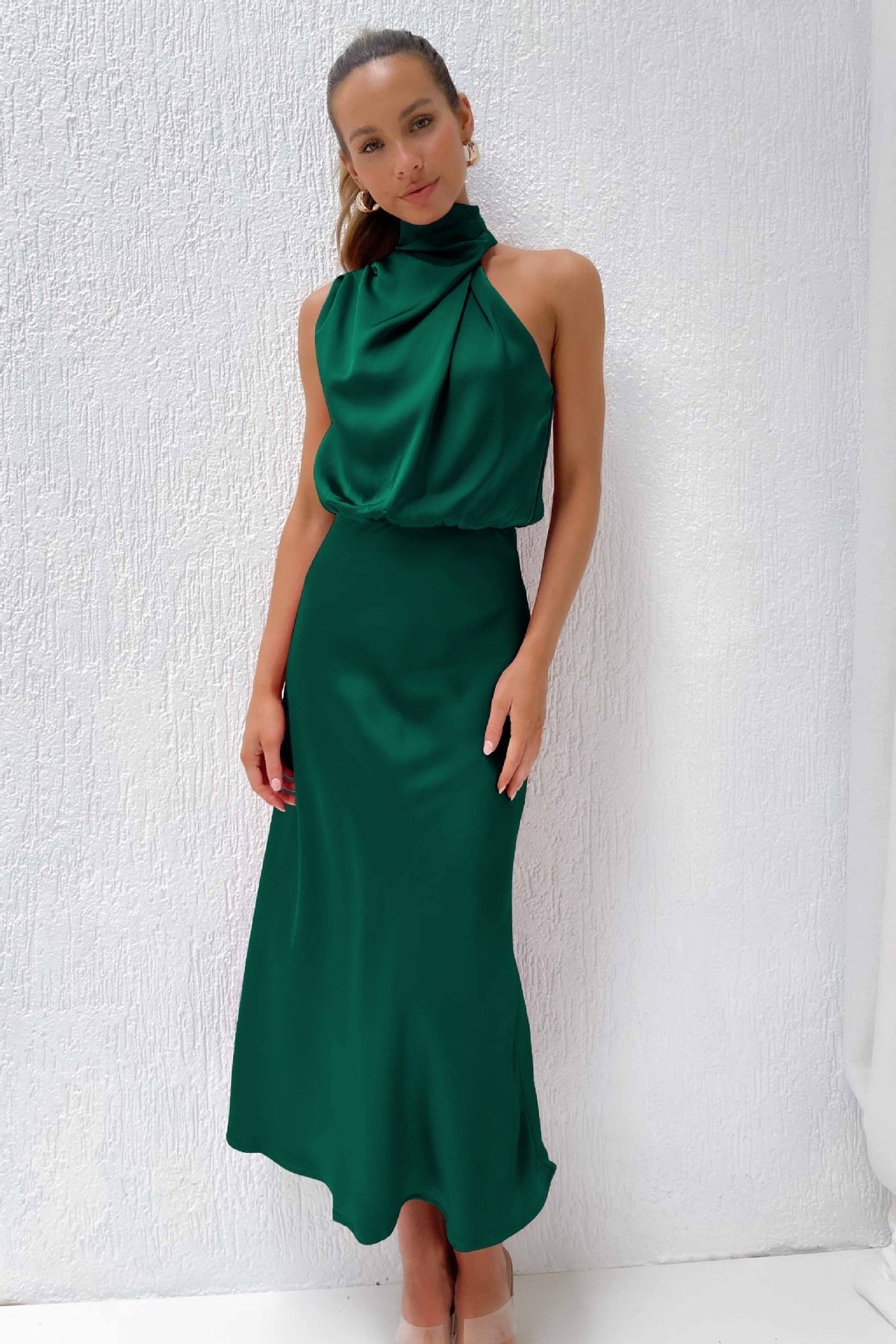 Cristina · Vestido largo satinado halter – Silvia Morel