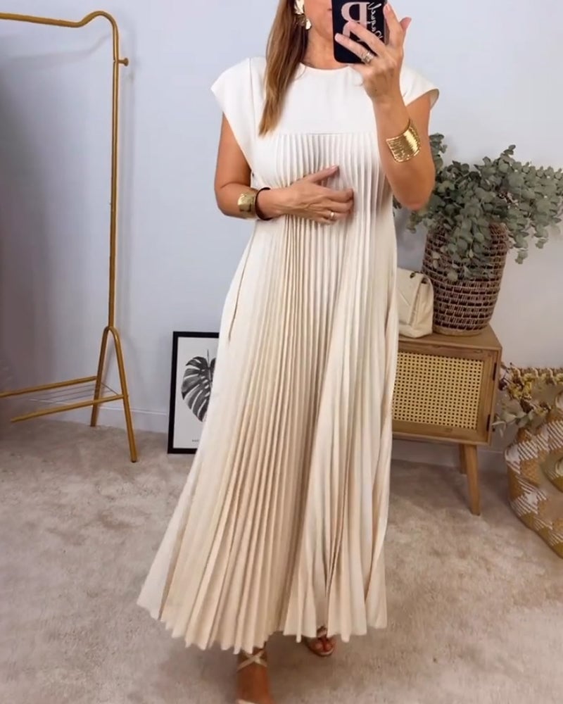 Ximena Plisada · Vestido plisado que estiliza – Silvia Morel