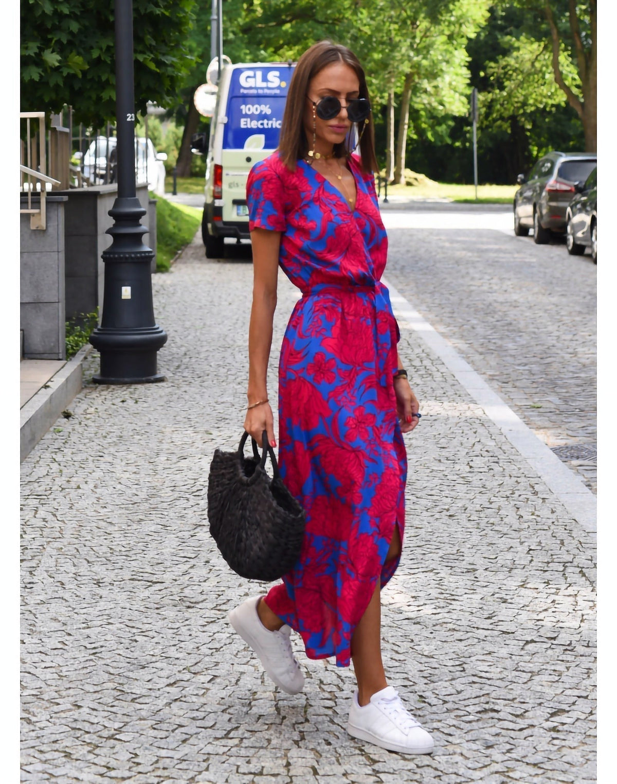 Lara · Vestido corto floral – Silvia Morel