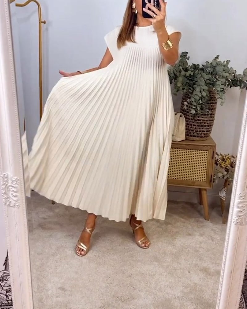Ximena Plisada · Vestido plisado que estiliza – Silvia Morel