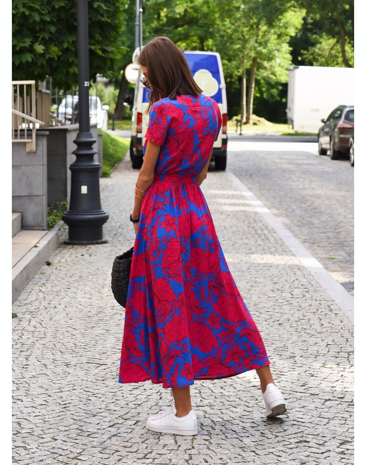 Lara · Vestido corto floral – Silvia Morel