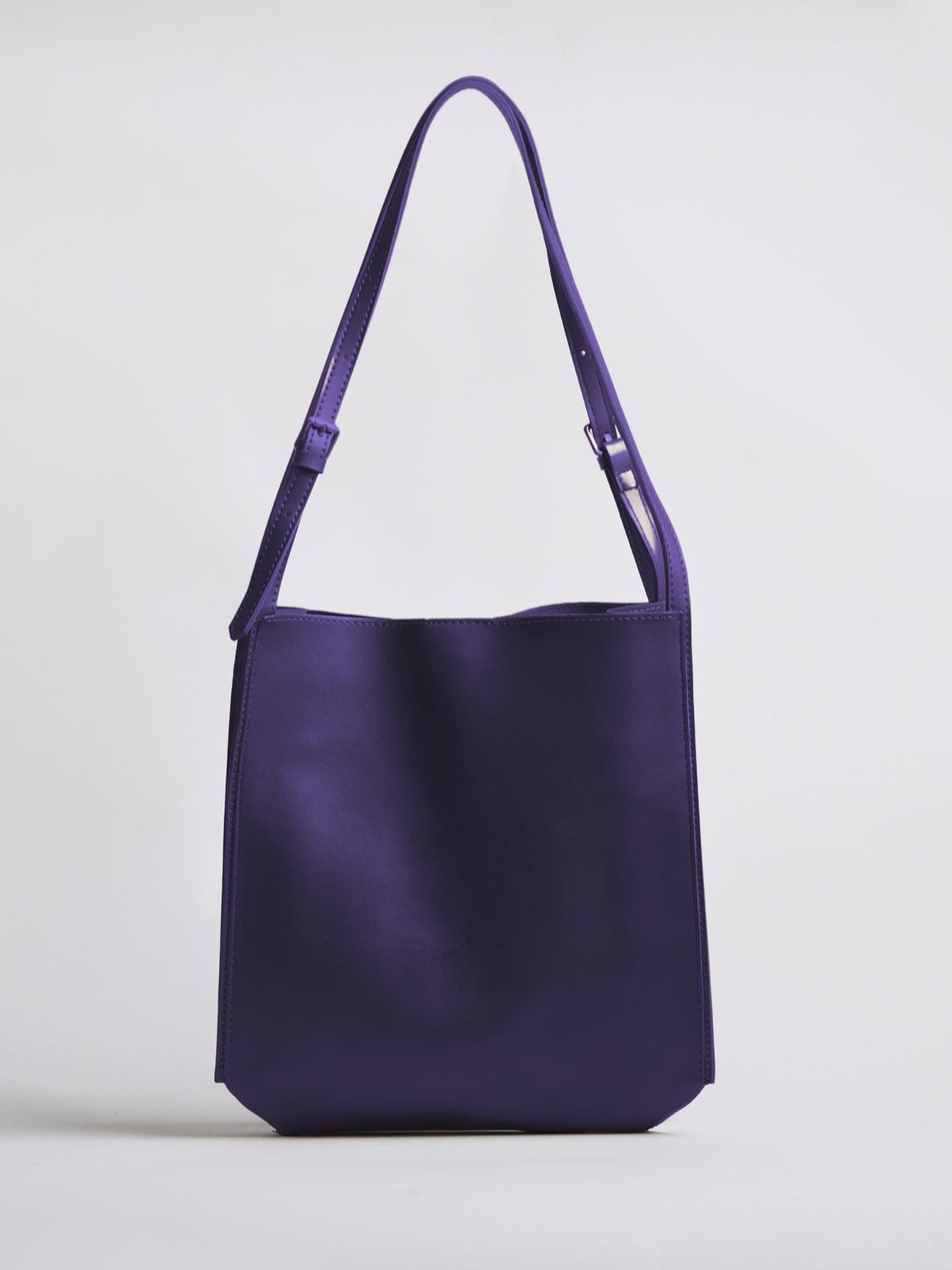 Ivette · Bolso de hombro minimalista – Silvia Morel