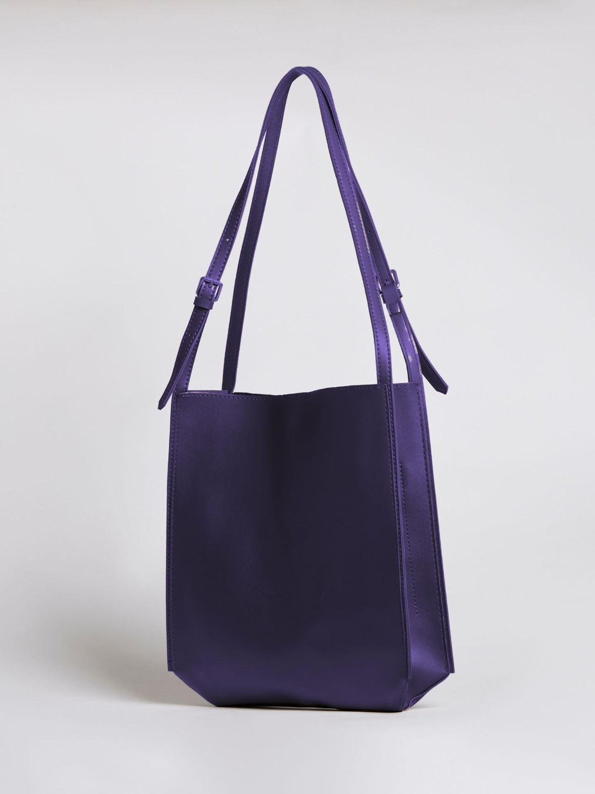 Ivette · Bolso de hombro minimalista – Silvia Morel