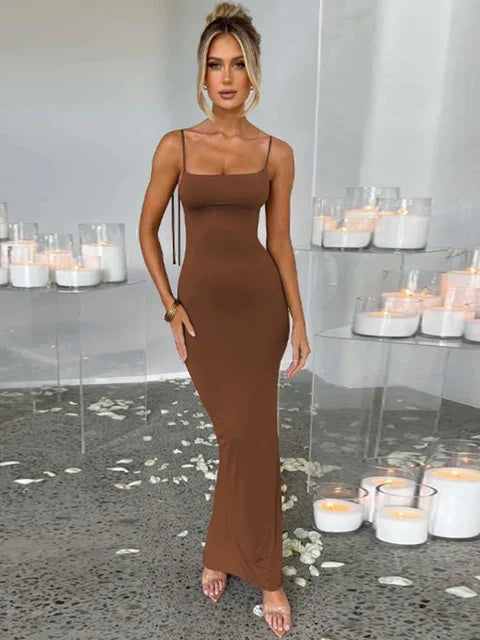 Romina · Vestido sin espalda – Silvia Morel