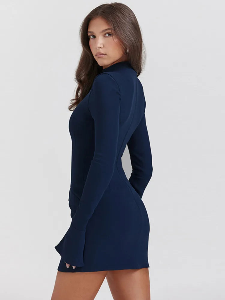 Moderna · Vestido corto ajustado de manga larga – Silvia Morel