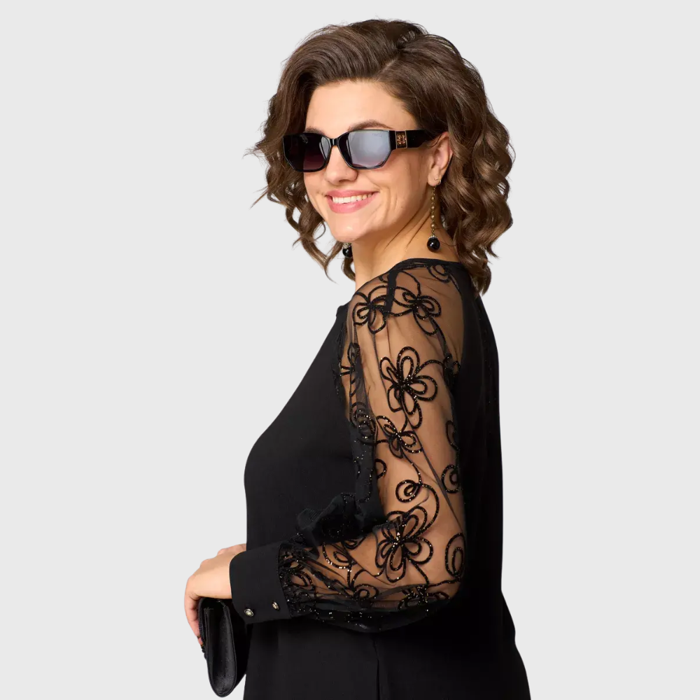 Delfina · Vestido negro con mangas de encaje – Silvia Morel