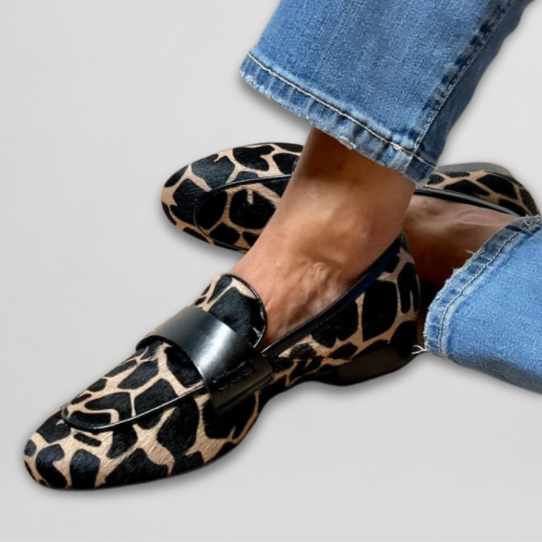 Adriana · Mocasines con estampado animal – Silvia Morel