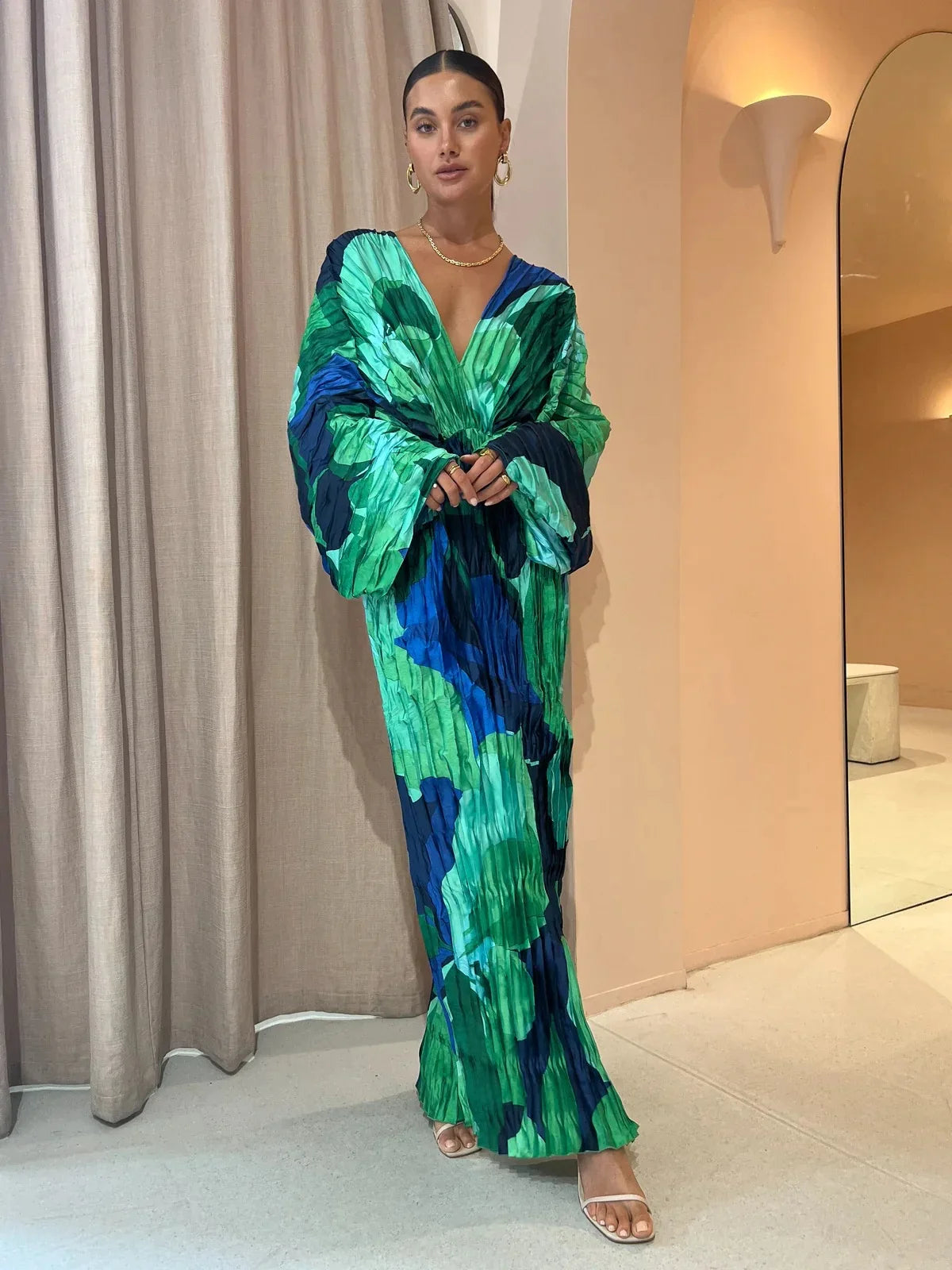 Belinda · Vestido plisado elegante – Silvia Morel