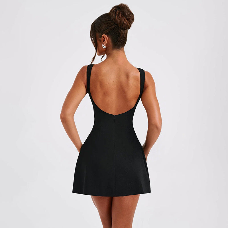 Ximena Noche · Vestido corto con espalda descubierta – Silvia Morel