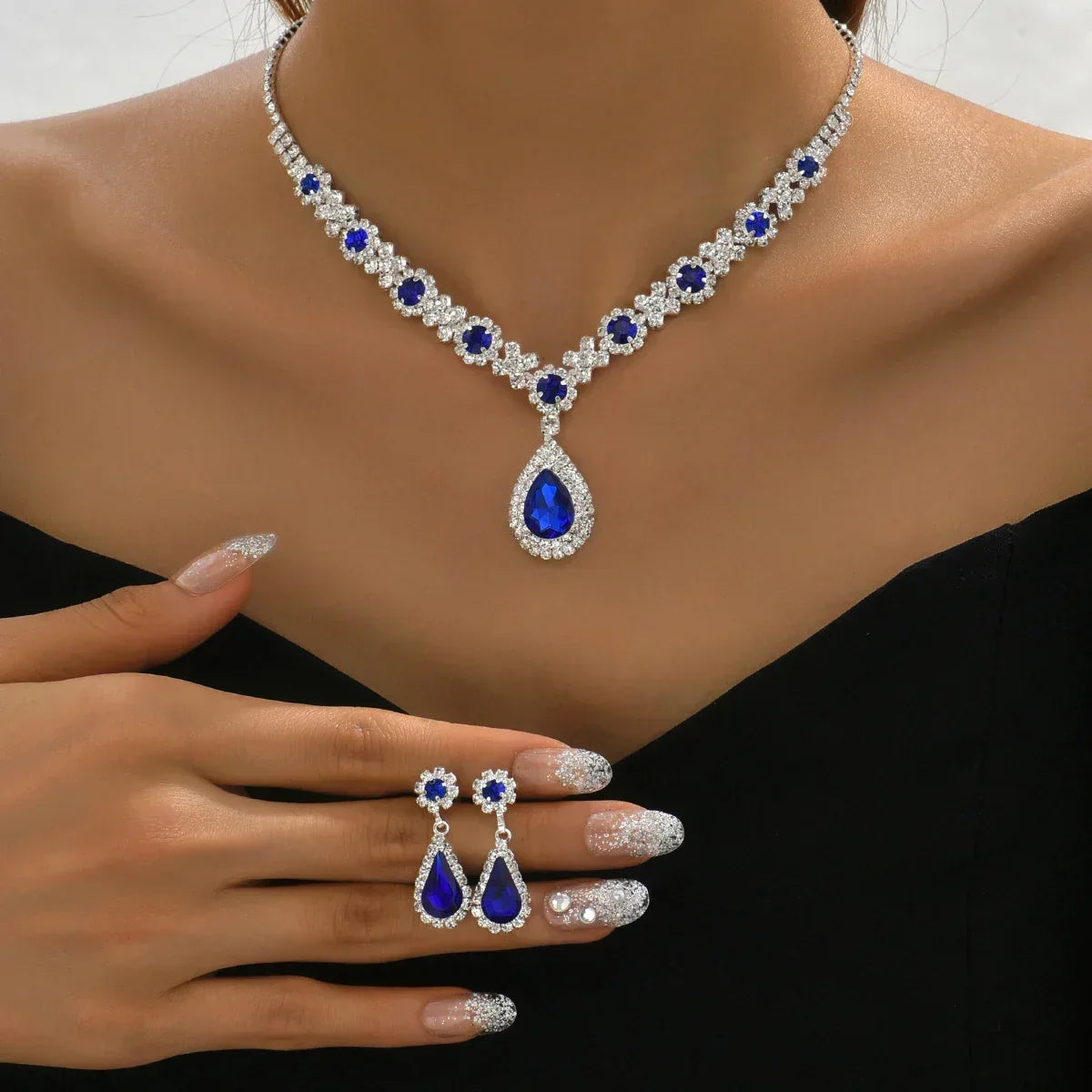 Coral · Conjunto de collar y pendientes de cristal – Silvia Morel