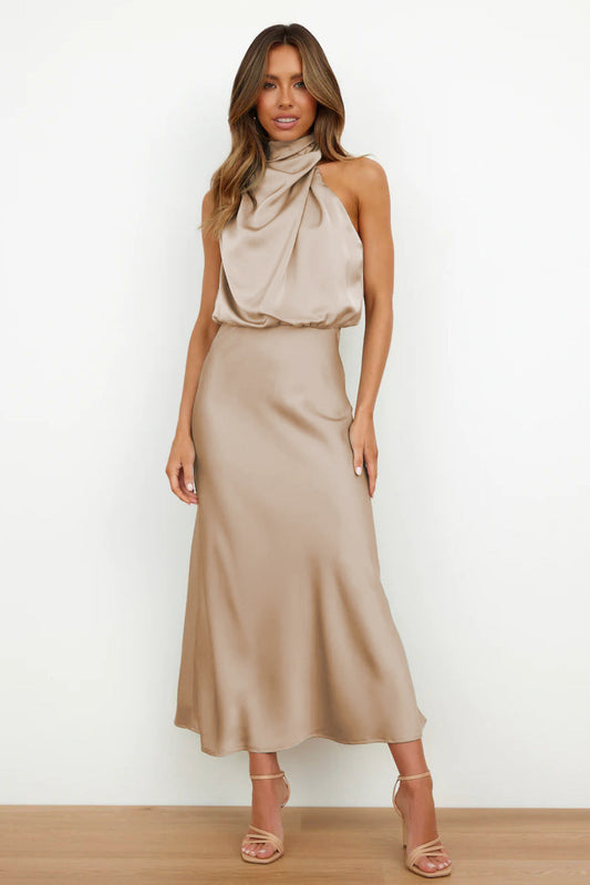 Cristina · Vestido largo satinado halter – Silvia Morel