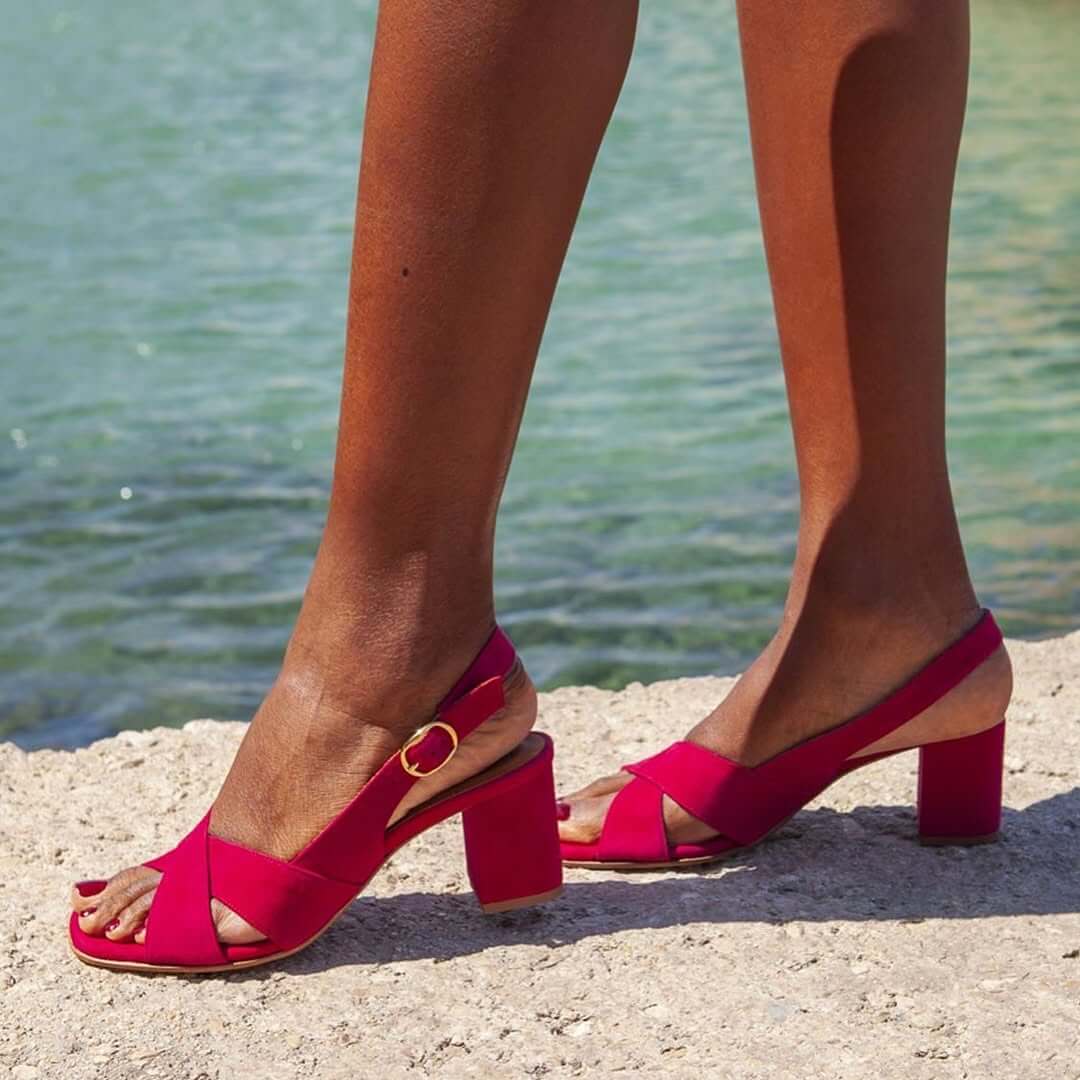 Gloria · Sandalias de tacón ancho con tiras cruzadas – Silvia Morel