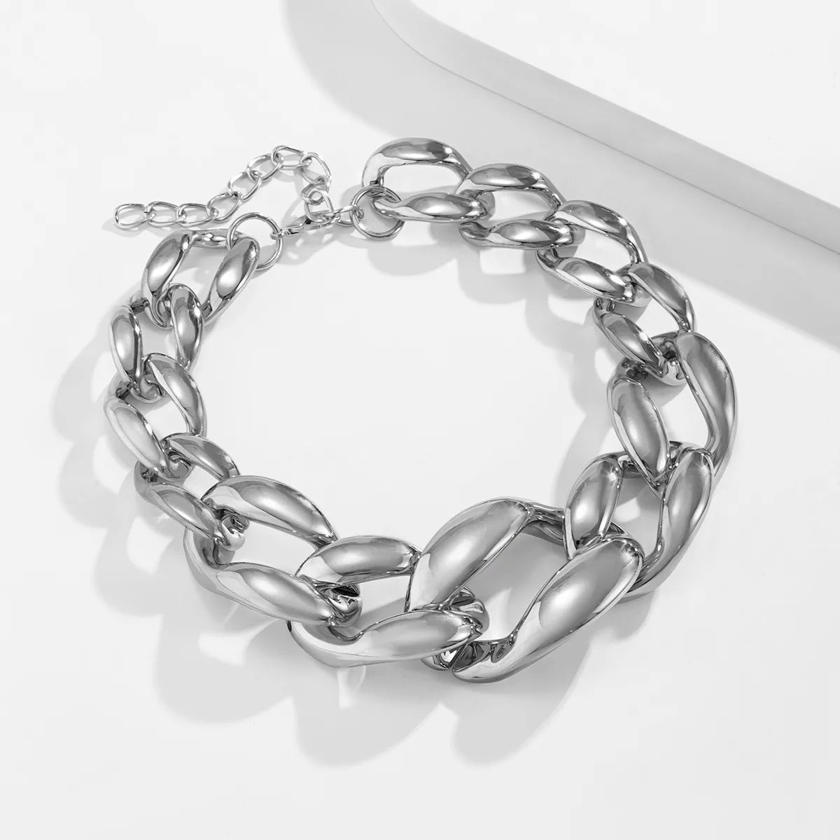 Selene · Collar maxi cadena – Silvia Morel