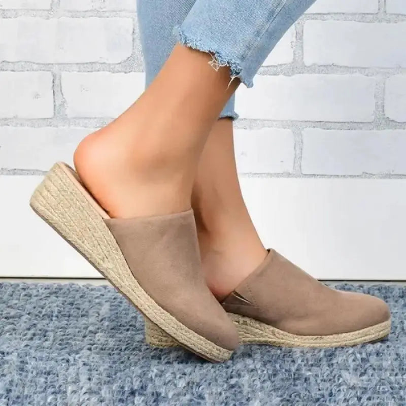 Ayelén · Sandalias con suela de corcho – Silvia Morel