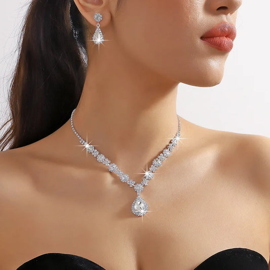 Coral · Conjunto de collar y pendientes de cristal – Silvia Morel