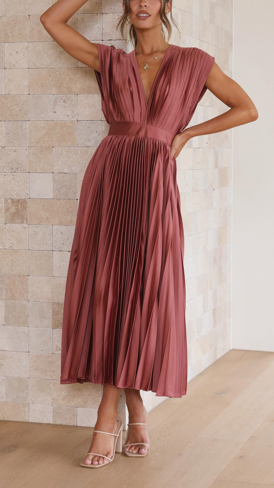 Juana · Vestido largo plisado drapeado – Silvia Morel