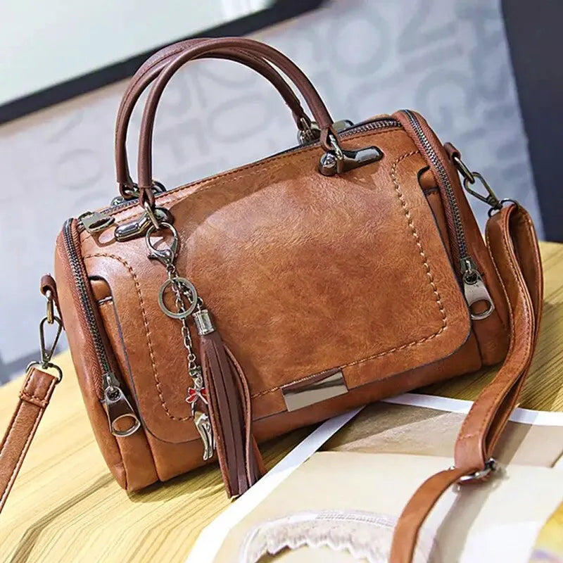 Pedrera · Bolso chic y versátil – Silvia Morel
