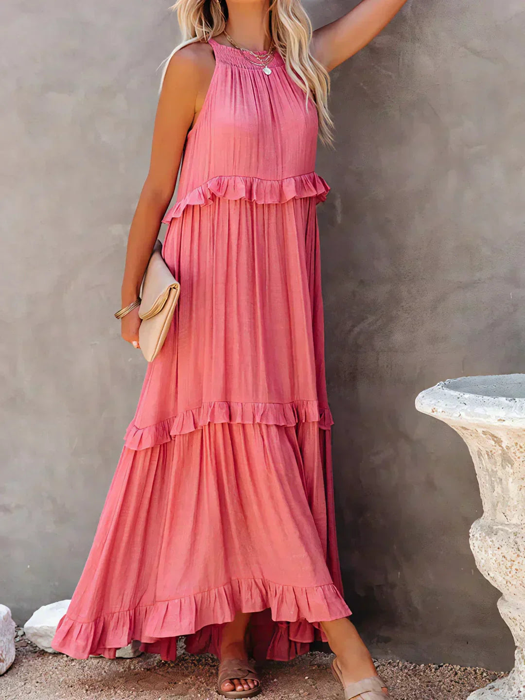 Jardín · Vestido largo halter con volantes – Silvia Morel