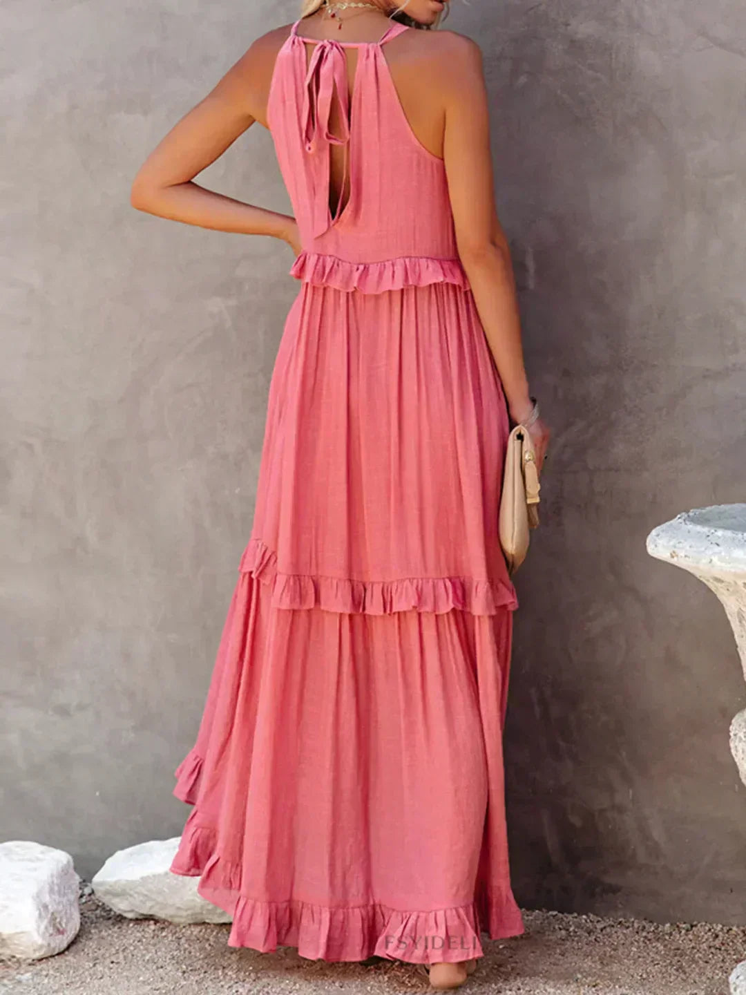 Jardín · Vestido largo halter con volantes – Silvia Morel