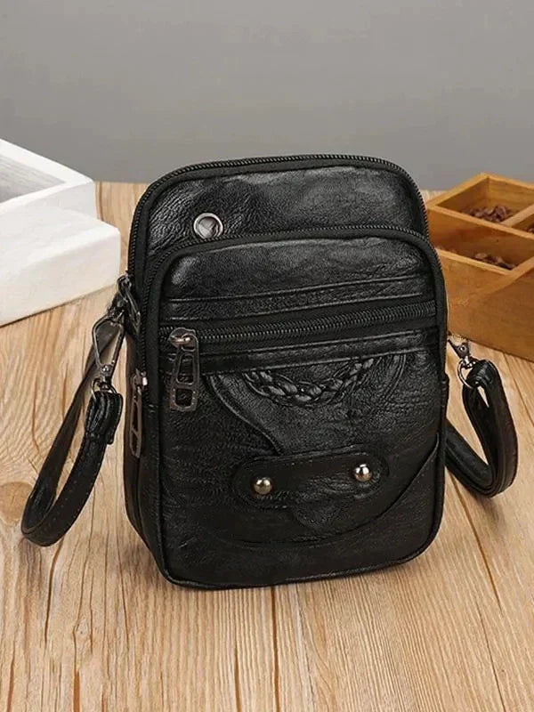 Laietana · Bolso bandolera vintage con tachuelas – Silvia Morel