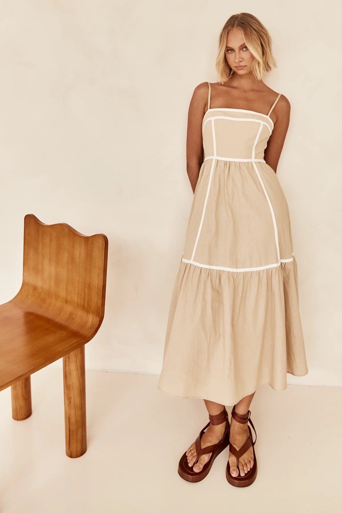 Hilda · Vestido holgado de tirantes – Silvia Morel