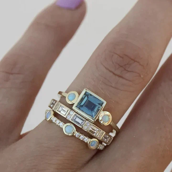 Zafira · Anillo vintage con cristal azul – Silvia Morel