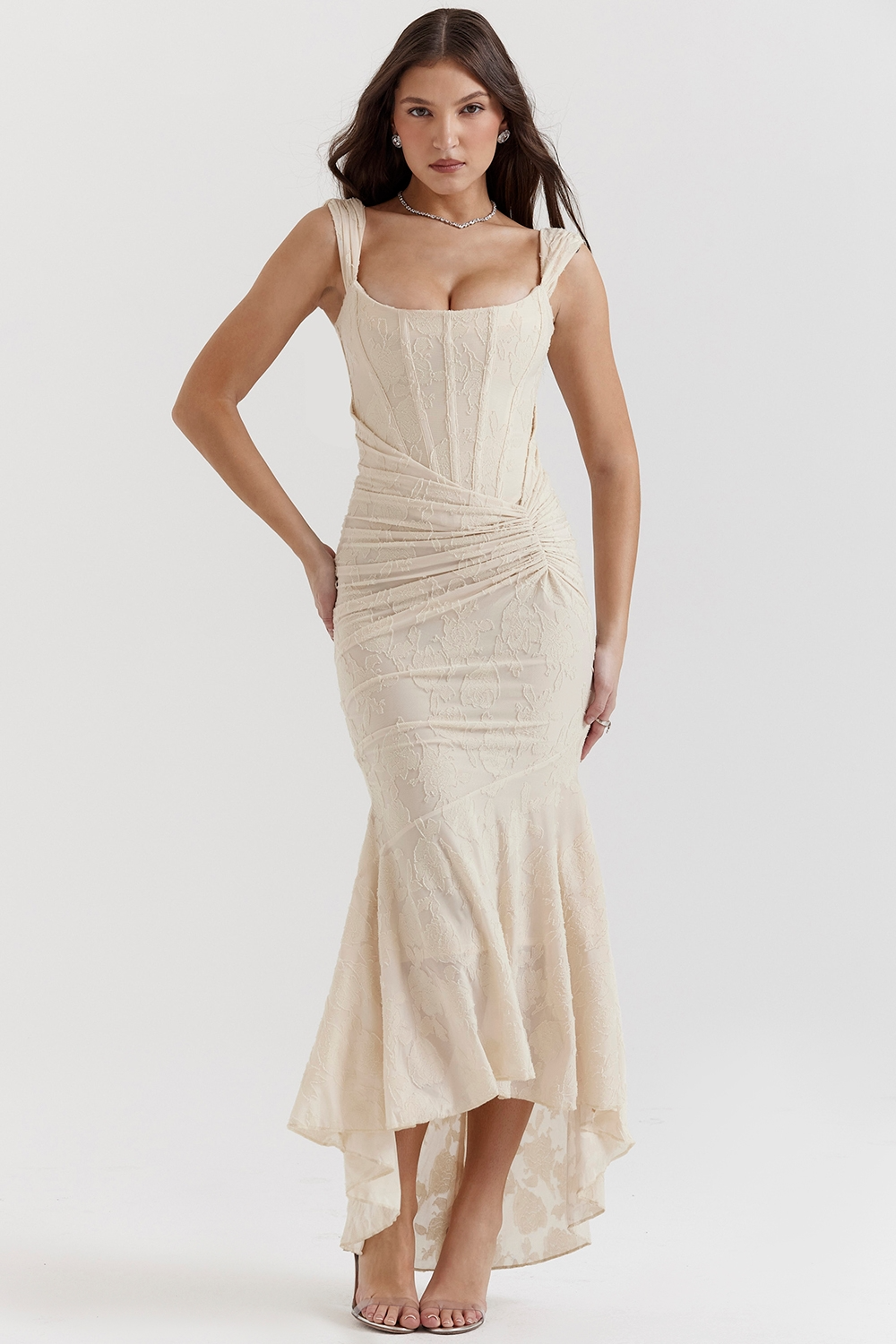 Pilar · Vestido largo de encaje con corsé – Silvia Morel