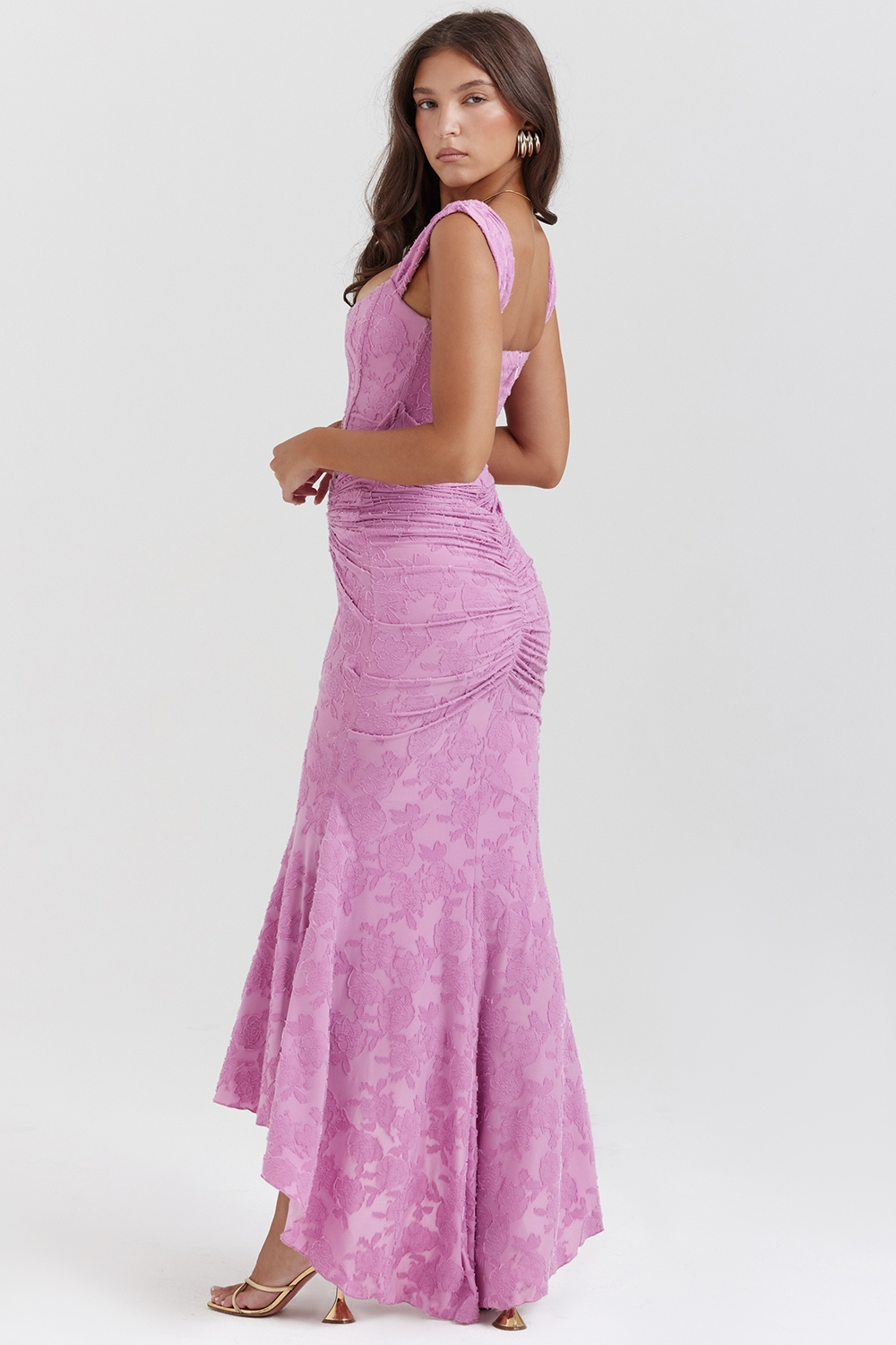 Pilar · Vestido largo de encaje con corsé – Silvia Morel