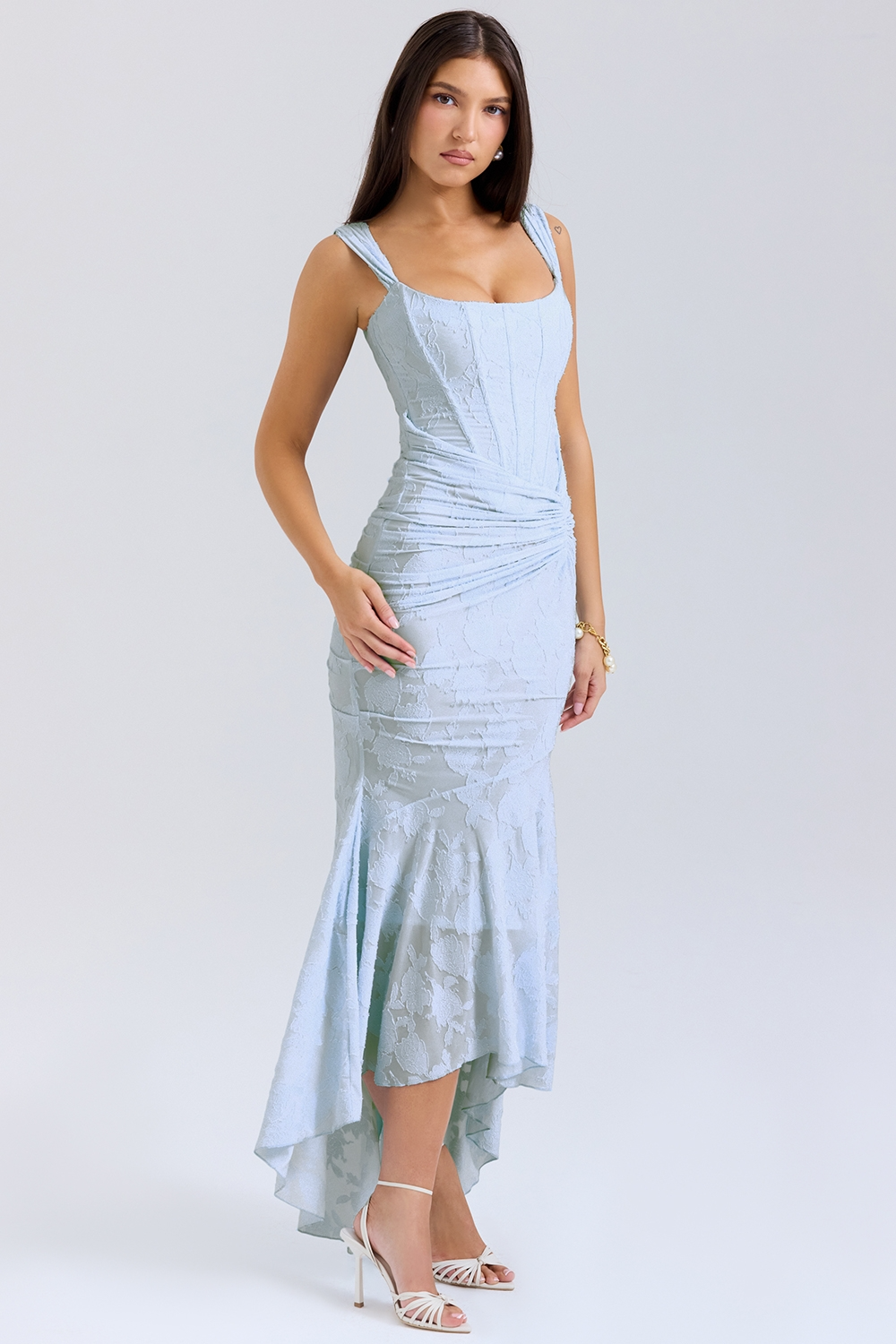 Pilar · Vestido largo de encaje con corsé – Silvia Morel