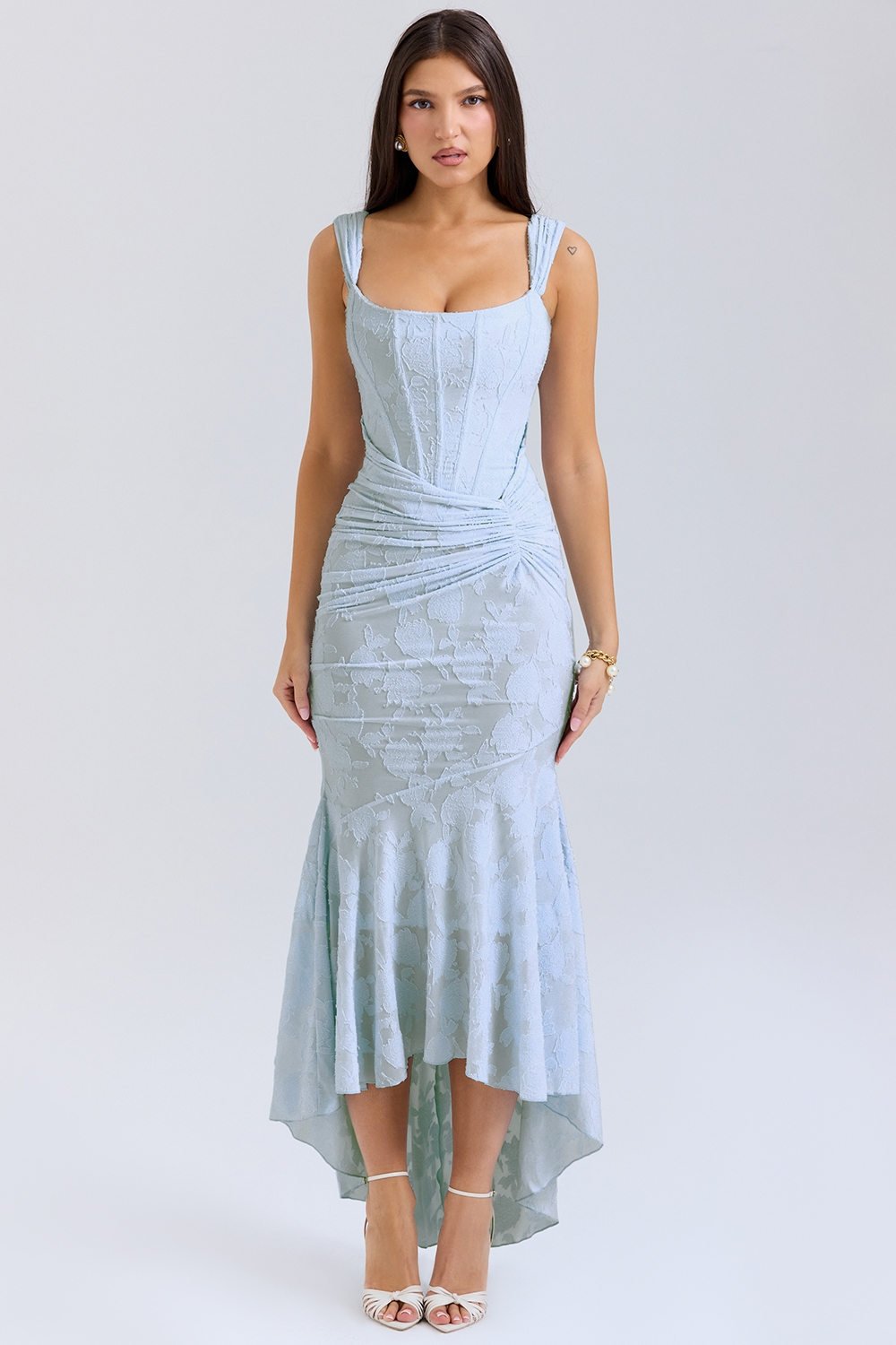 Pilar · Vestido largo de encaje con corsé – Silvia Morel