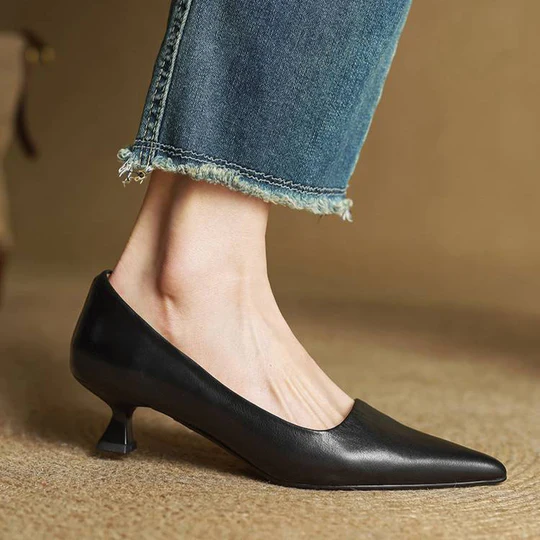 Imelda · Zapatos de tacón minimalistas – Silvia Morel