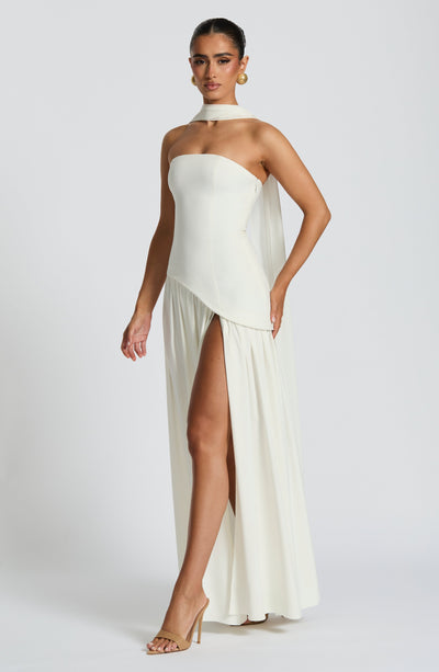 Eva · Vestido largo con corsé y abertura – Silvia Morel